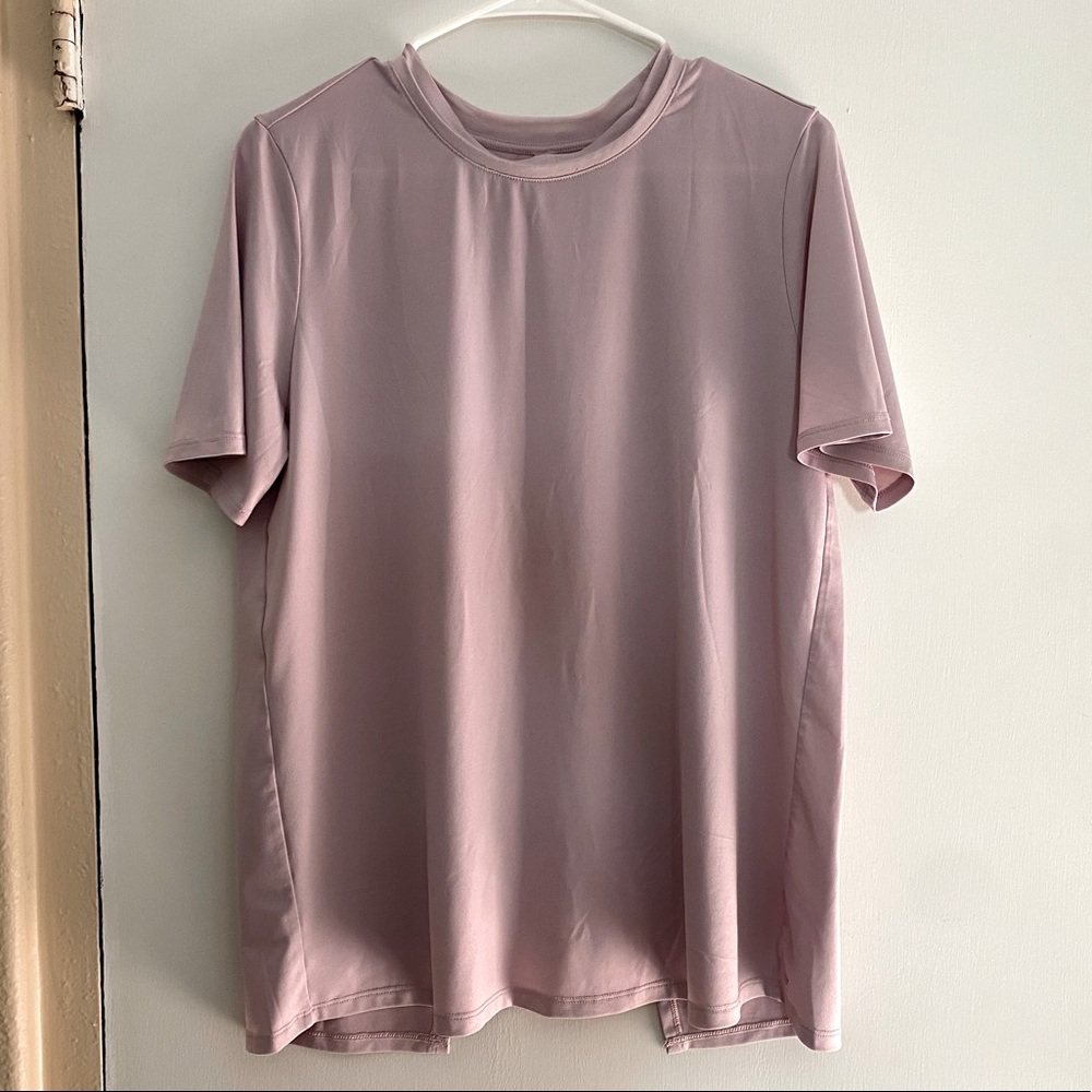 Fabletics open back workout top - Size M - lavender